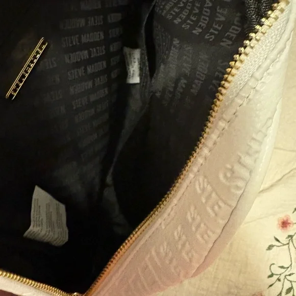 Steve Madden White and Floral Women's Backpack - Picture 6 of 10